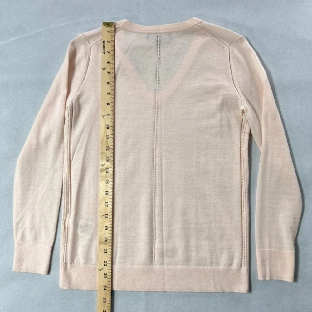 Banana Republic Sweater Women XS Pink Extra‎ Fine Merino Wool V-Neck Blush